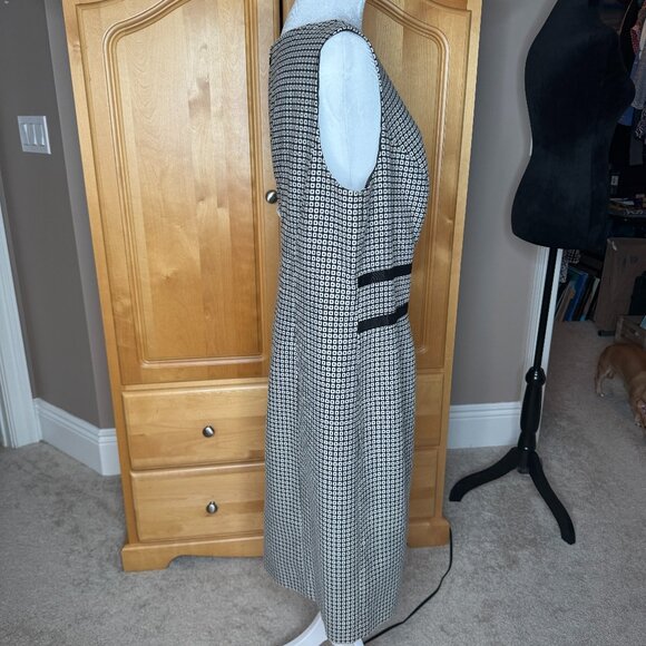 Kasper Black & White Dress, Like New, Size 16W - Picture 2 of 6
